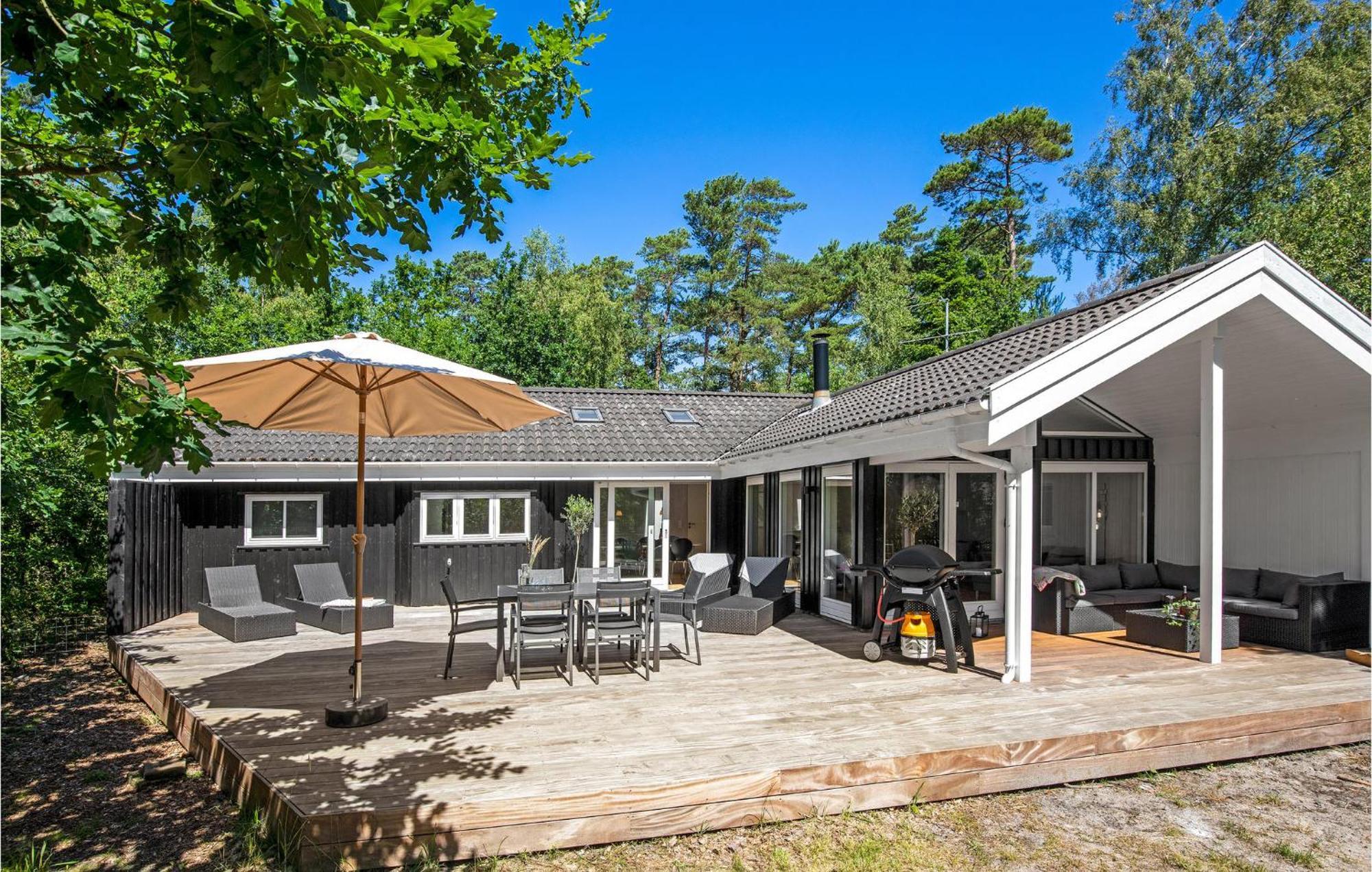 Awesome Home In Nexo With Sauna Snogebæk Exteriér fotografie